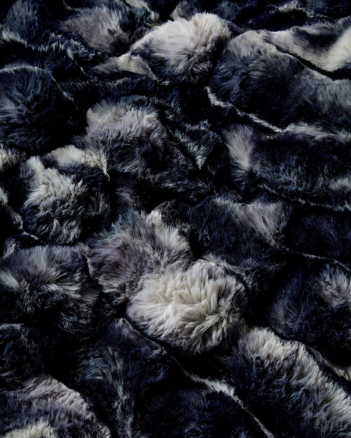 No. 013 Charcoal Wash | Weighted