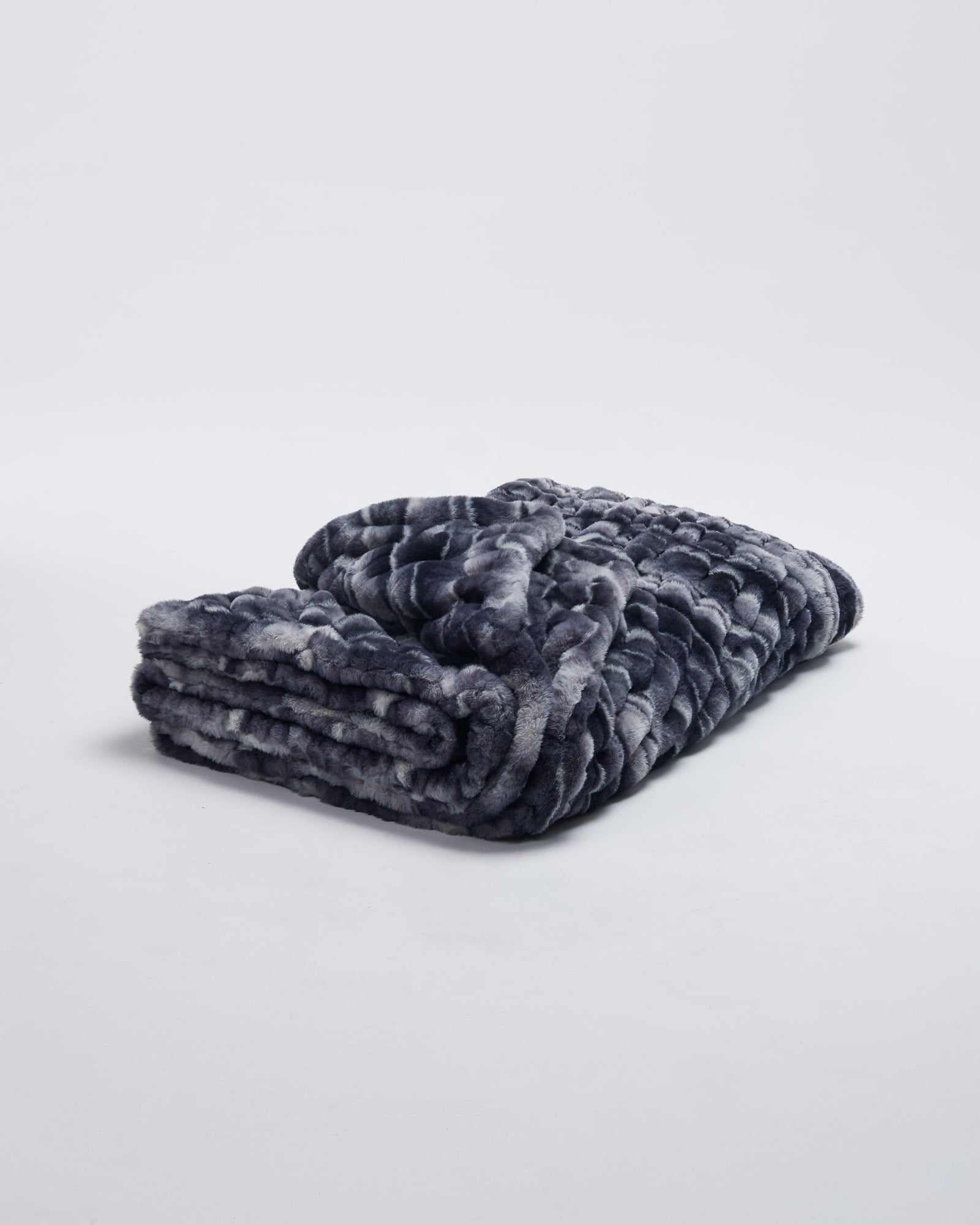 No. 013 Charcoal Wash